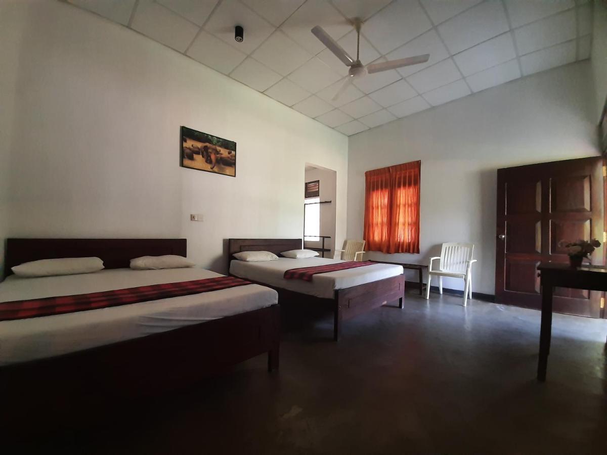 Katagamuwa Rest Kataragama Exterior foto