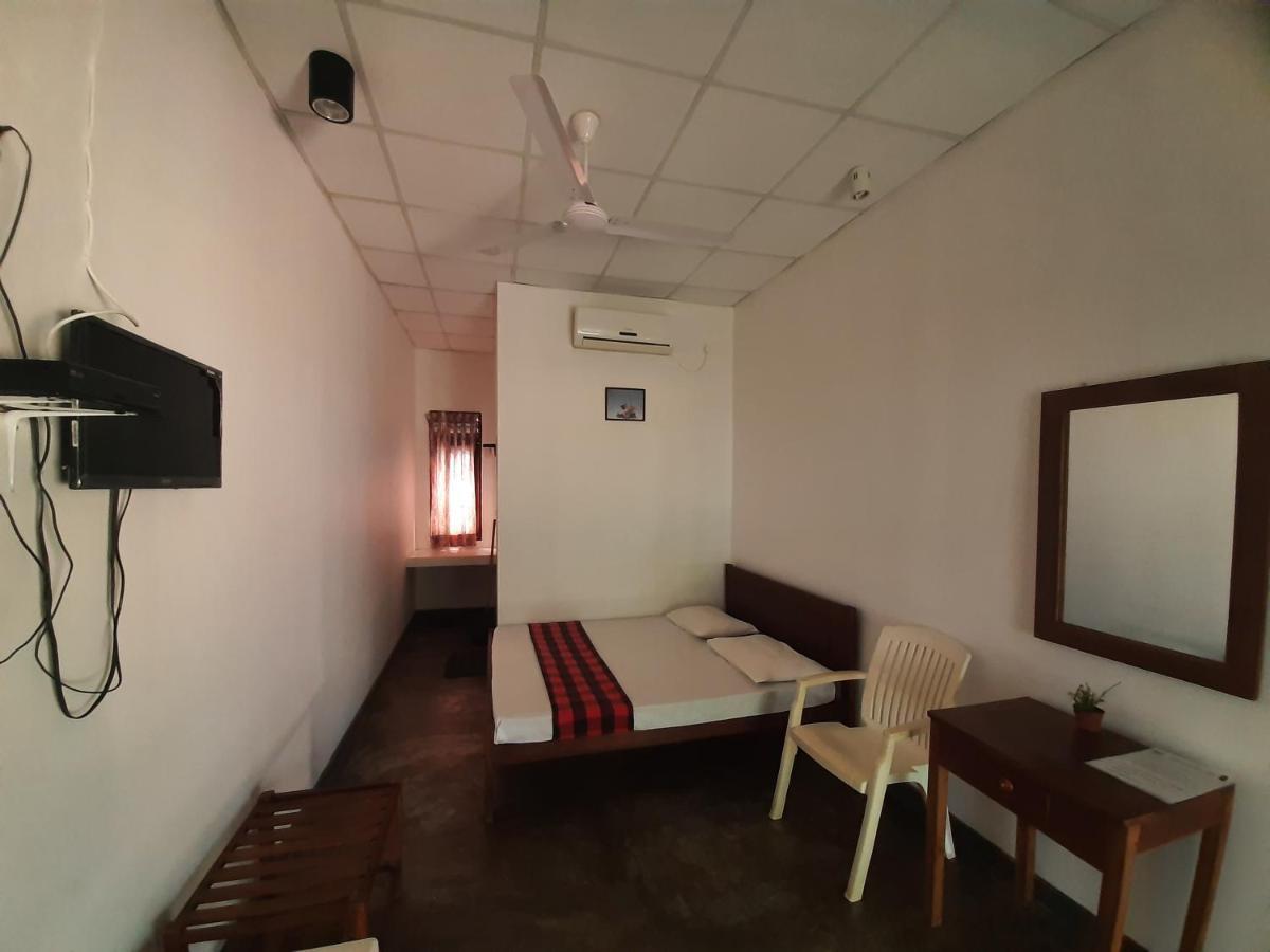 Katagamuwa Rest Kataragama Exterior foto