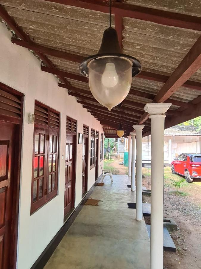 Katagamuwa Rest Kataragama Exterior foto